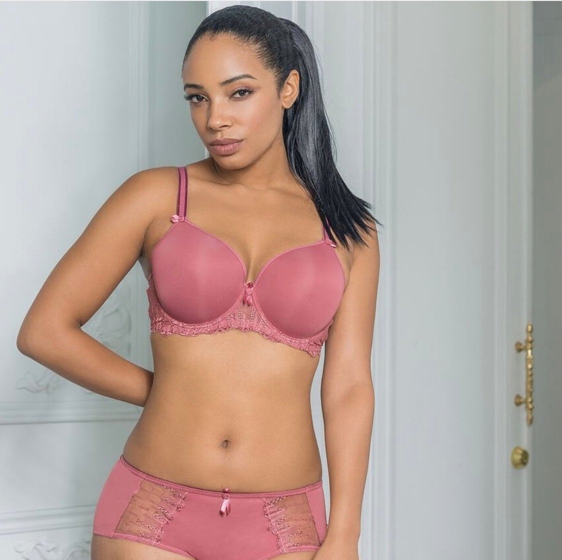 Seamless Tshirt bras THE PHILLY BRA LADY